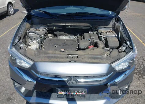 2018 Mitsubishi Outlander Sport 2.4 Se z USA, uszkodzony, nr VIN JA4AP3AW6JZ036299